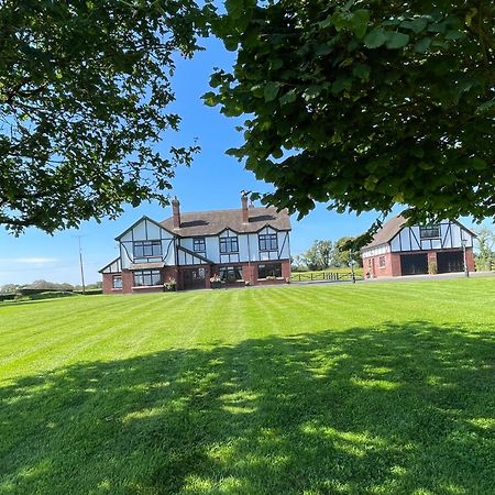 Greenfields Country House Latton Exteriér fotografie